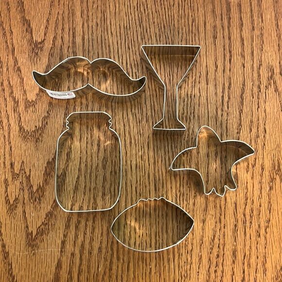 Ann Clark 5 Cookie Cutters -football mason jar fleur de lis martini mustache euc - Picture 1 of 6